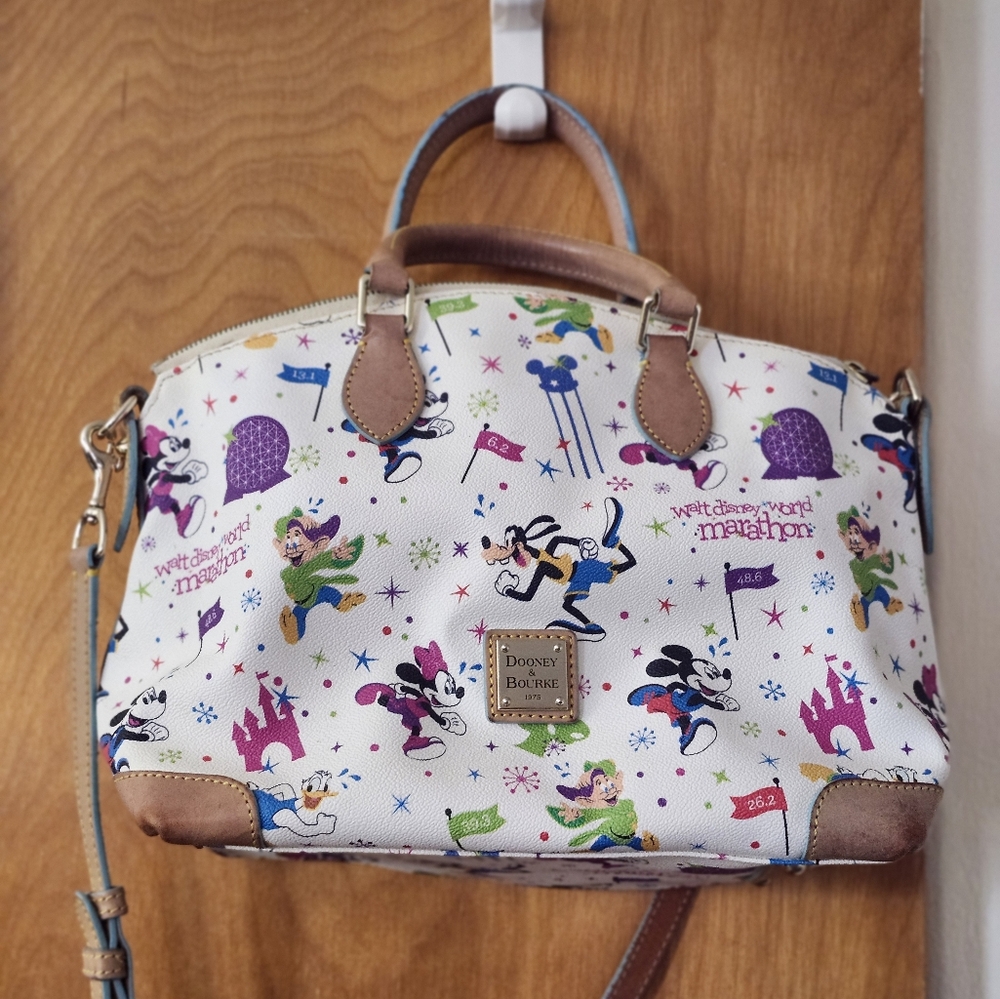 Disney  Word Dooney &Bourke 2015 Marathon Satchel Crossbody Bag Purse-A.